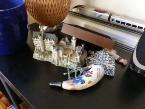 Other effects were minor, such as this frame frame that fell on top of Dustin’s Schloss Neuschwanstein.